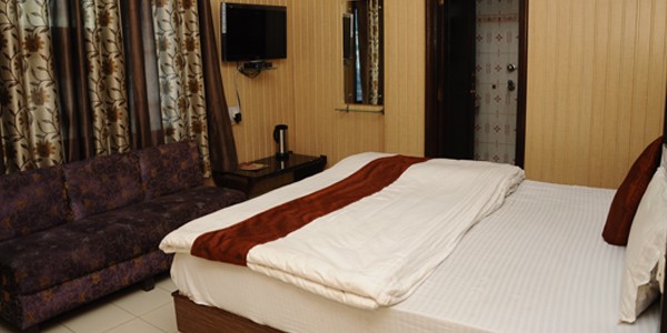 Executive AC Double Bed Room