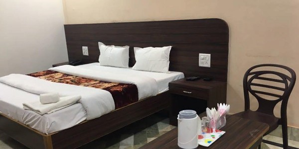 Deluxe Non-AC Double Bed with Attached Bath